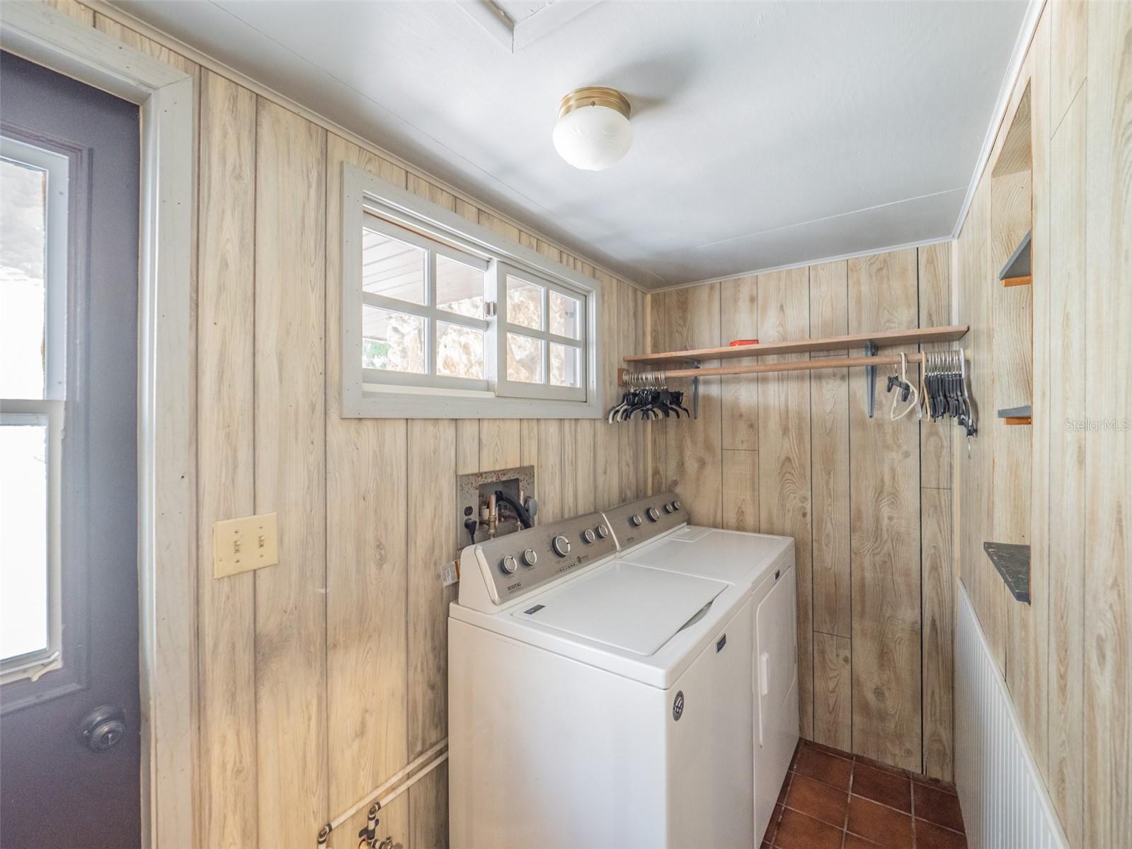 512 JACKSON ST, EUSTIS, FL, 32726