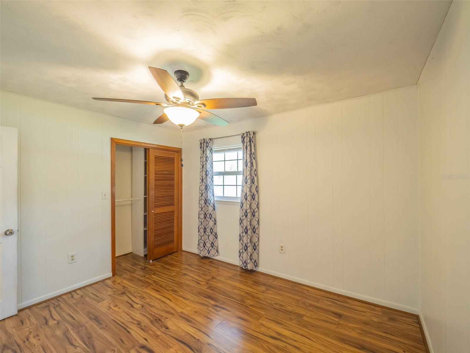 512 JACKSON ST, EUSTIS, FL, 32726