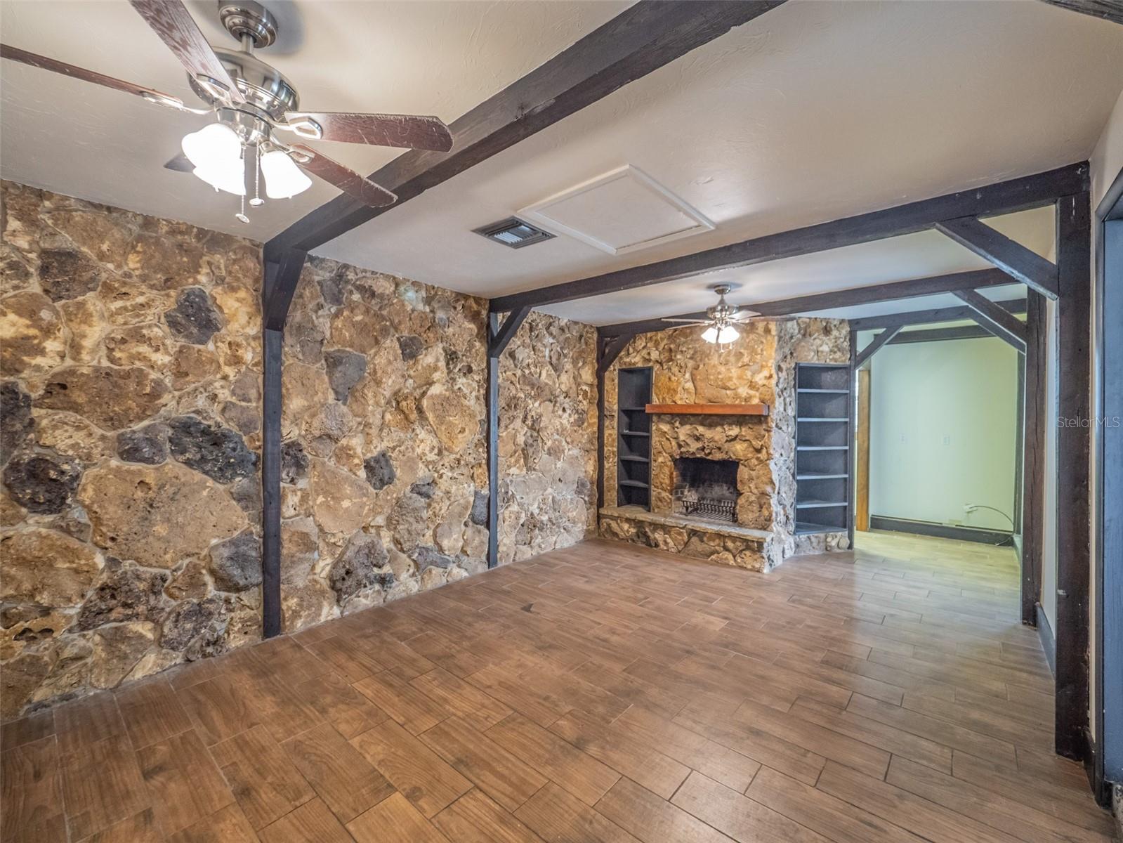 512 JACKSON ST, EUSTIS, FL, 32726
