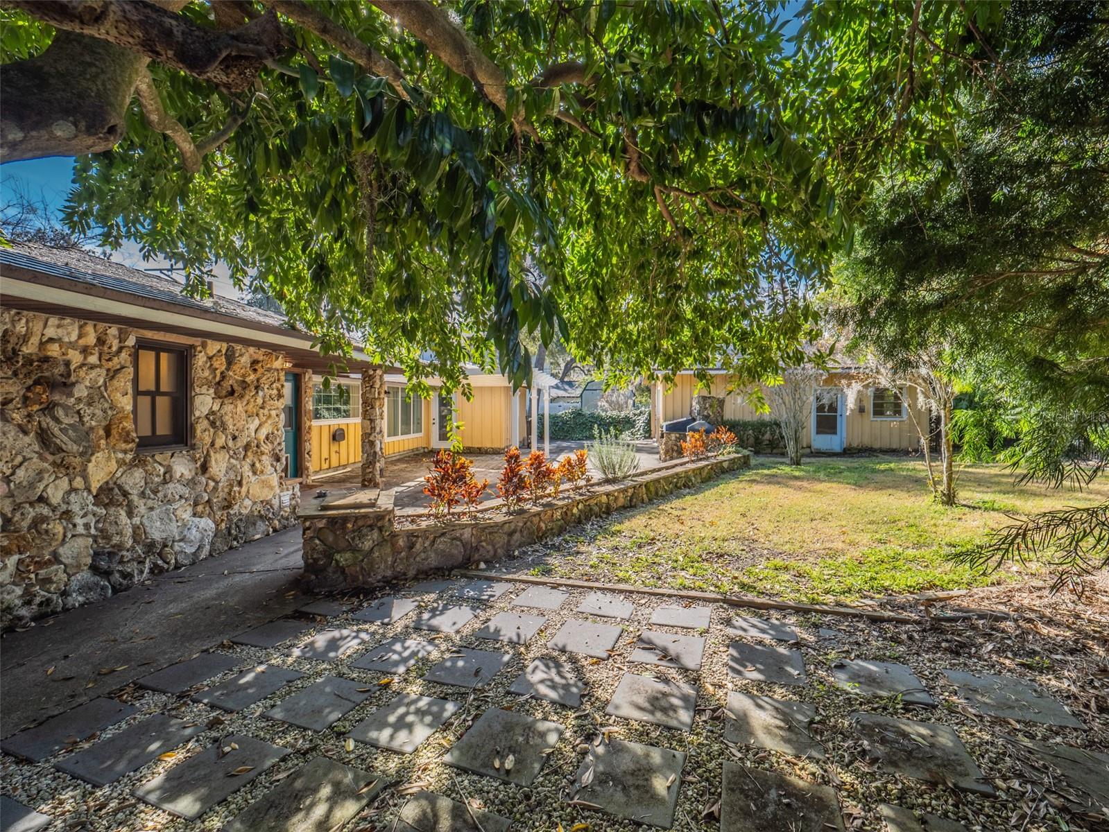 512 JACKSON ST, EUSTIS, FL, 32726