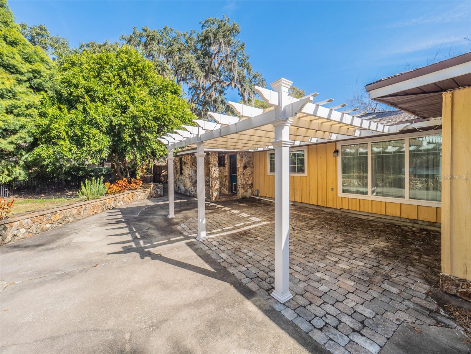 512 JACKSON ST, EUSTIS, FL, 32726