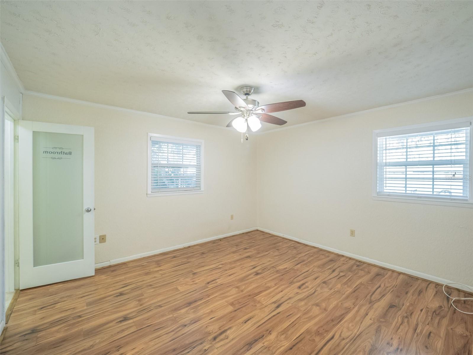 512 JACKSON ST, EUSTIS, FL, 32726