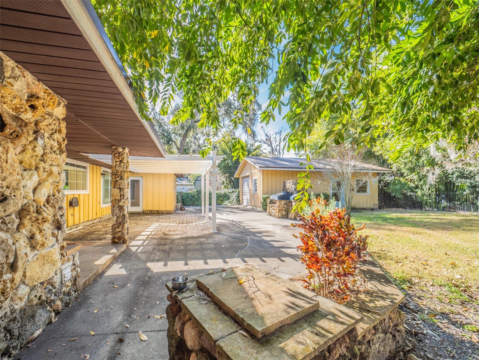 512 JACKSON ST, EUSTIS, FL, 32726