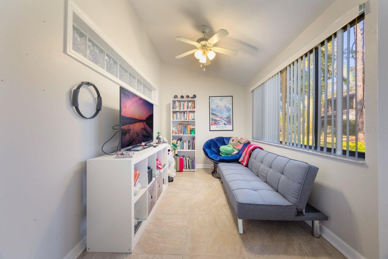 87 CAROLWOOD BLVD, FERN PARK, FL, 32730