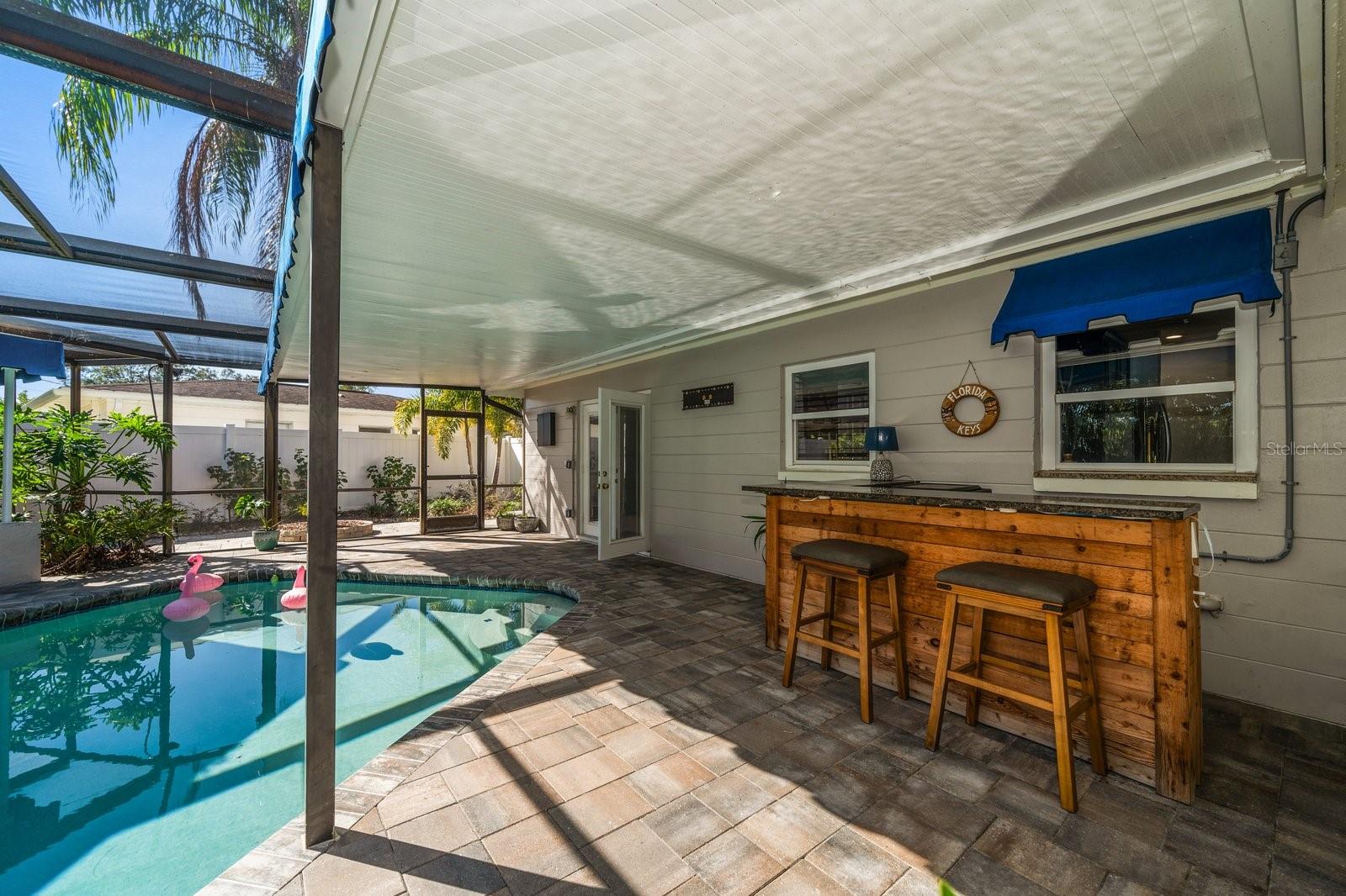 1690 74TH AVE N, ST PETERSBURG, FL, 33702
