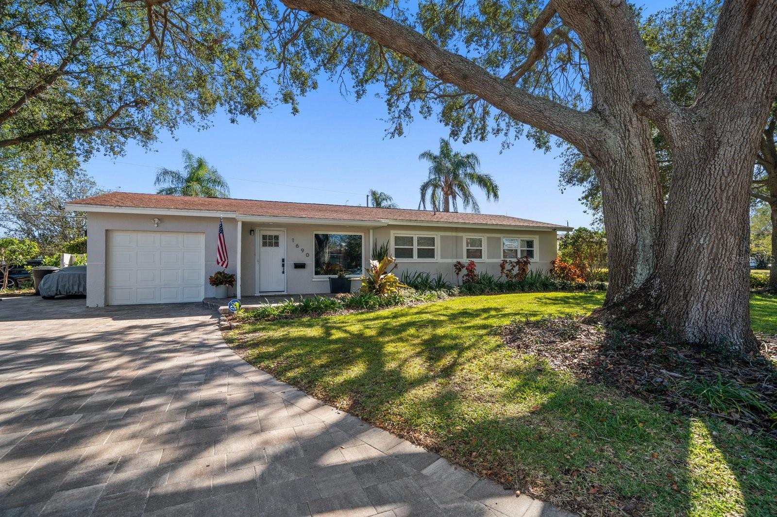 1690 74TH AVE N, ST PETERSBURG, FL, 33702