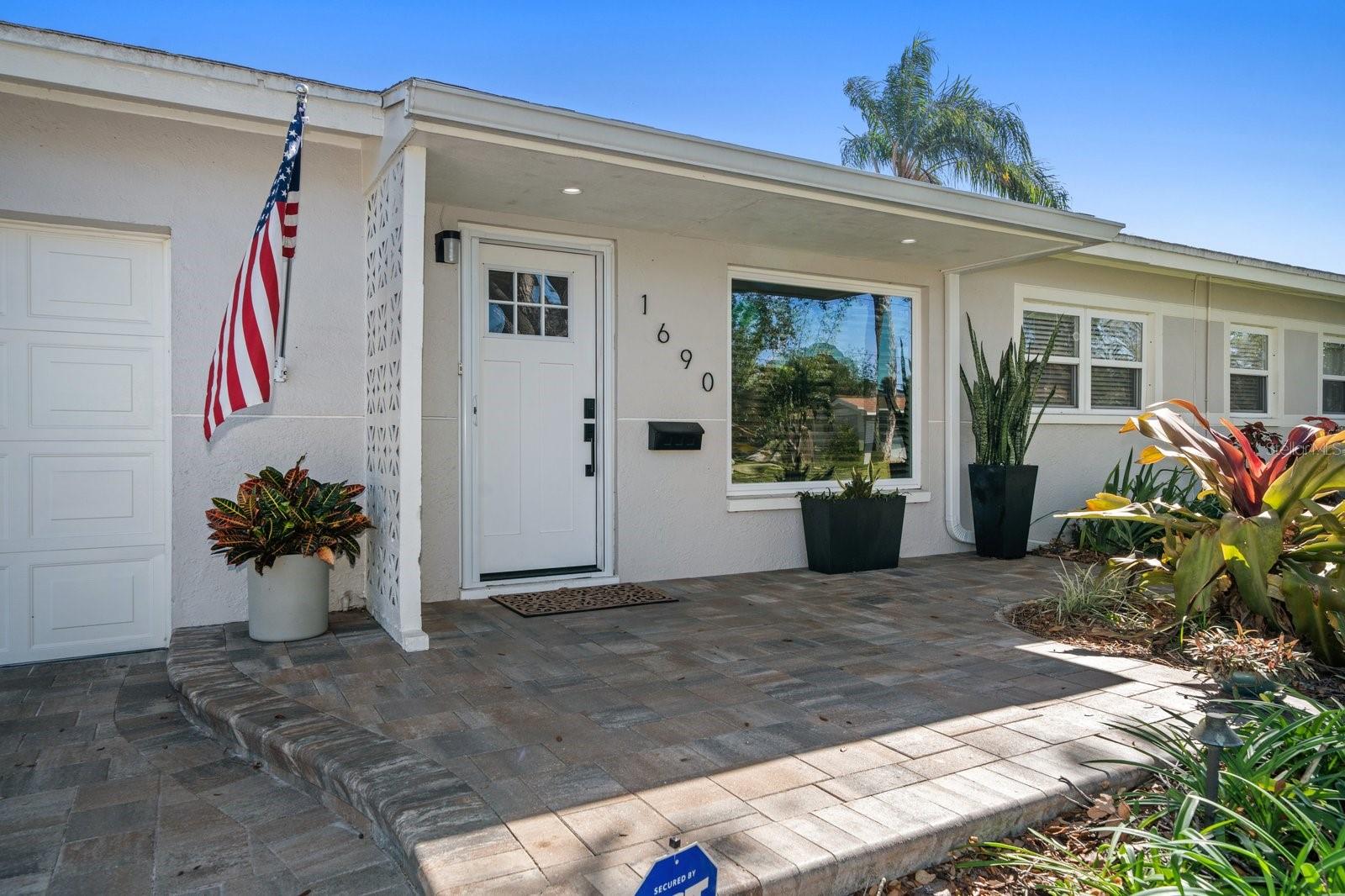 1690 74TH AVE N, ST PETERSBURG, FL, 33702