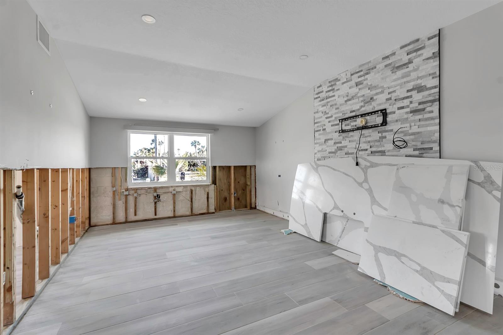 765 SAINT JUDES DR N, LONGBOAT KEY, FL, 34228