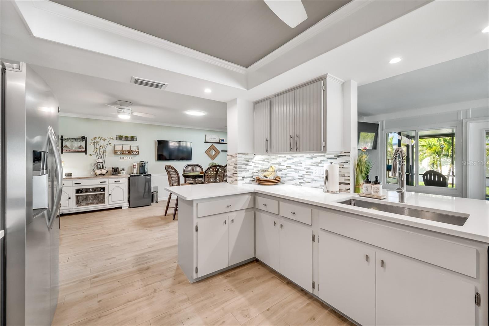 14042 STARBOARD DR, SEMINOLE, FL, 33776