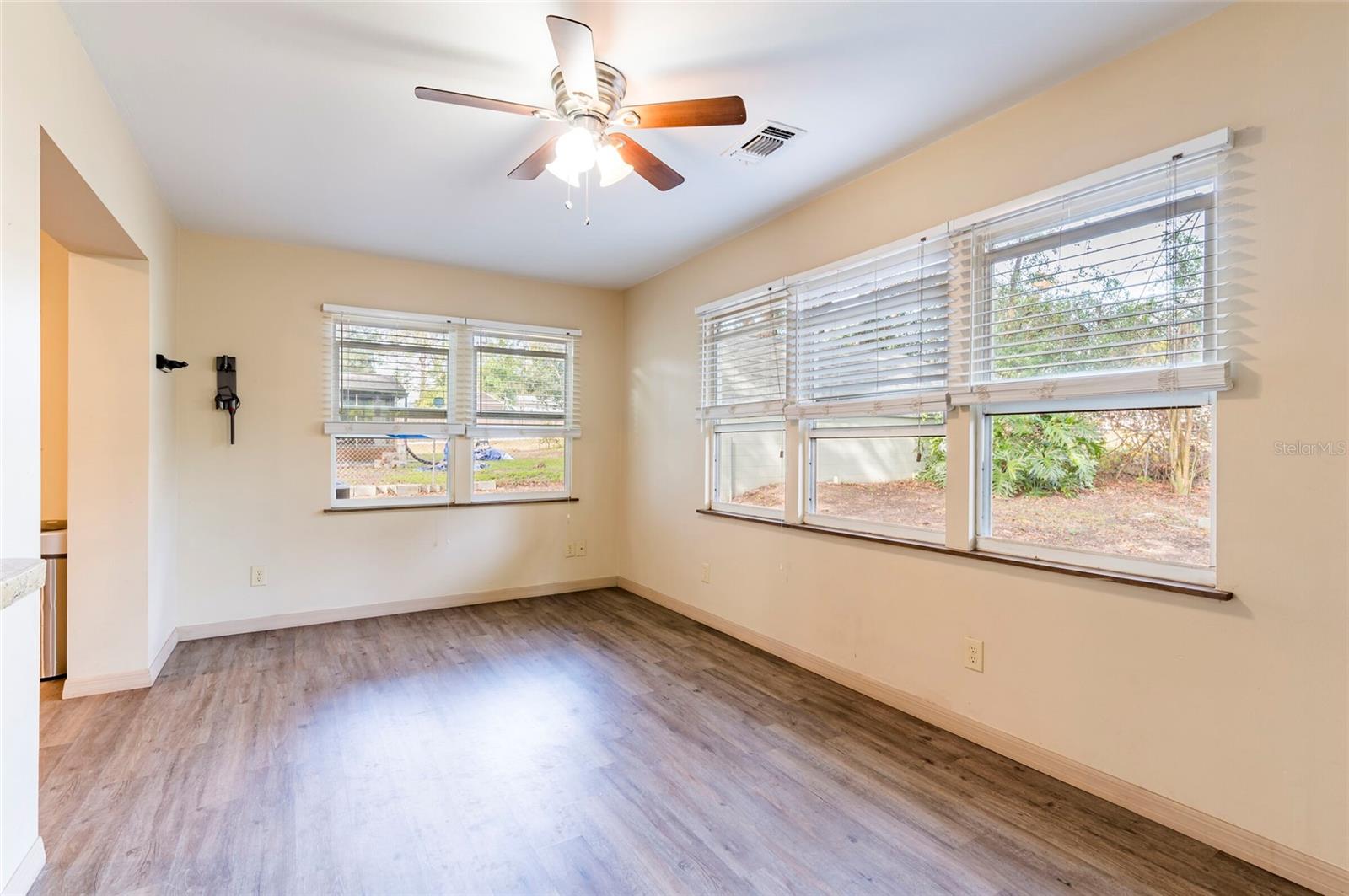 27103 WAKEFIELD DR, BROOKSVILLE, FL, 34602