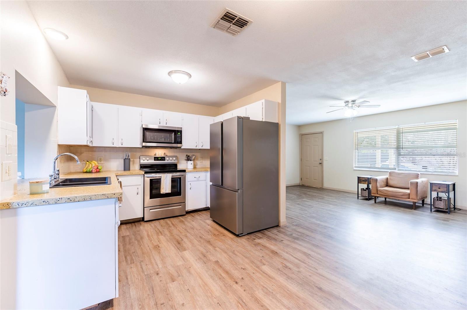 27103 WAKEFIELD DR, BROOKSVILLE, FL, 34602