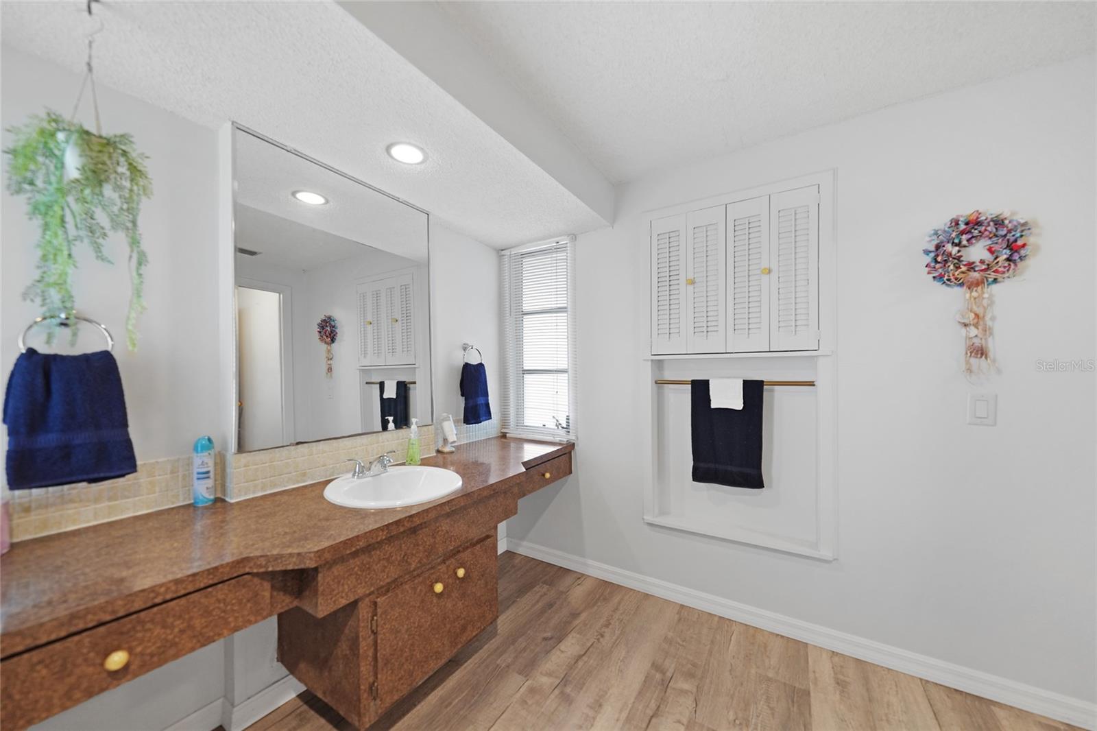 334 SKYLARK LN NW, PORT CHARLOTTE, FL, 33952