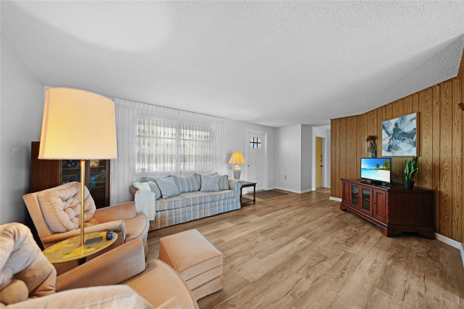 334 SKYLARK LN NW, PORT CHARLOTTE, FL, 33952