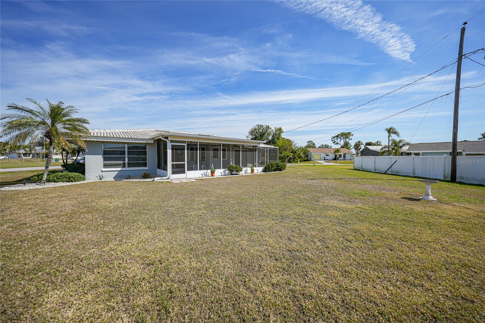 334 SKYLARK LN NW, PORT CHARLOTTE, FL, 33952