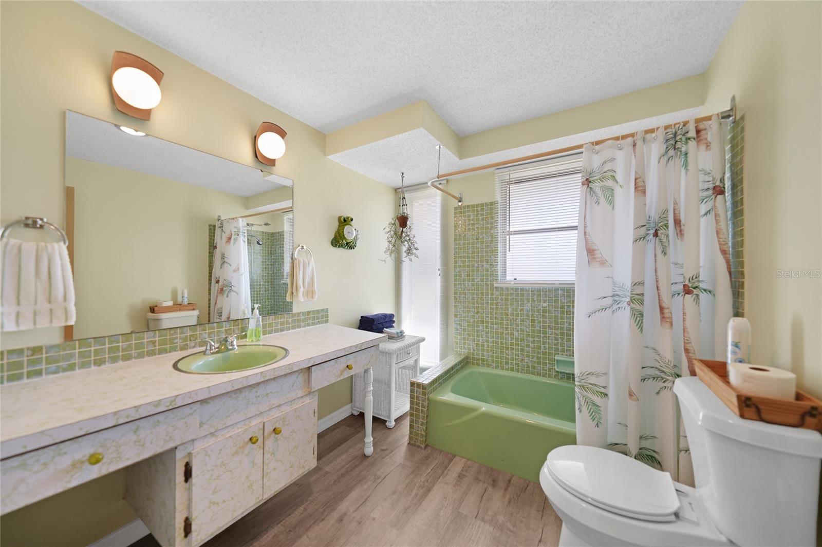 334 SKYLARK LN NW, PORT CHARLOTTE, FL, 33952