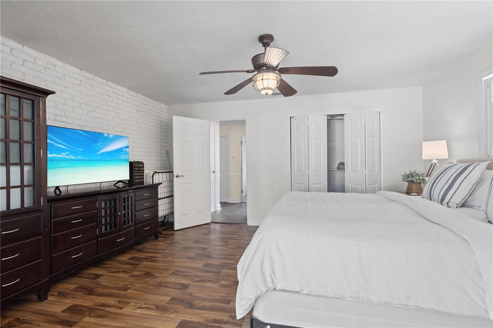 2329 OUTER DR, SARASOTA, FL, 34231