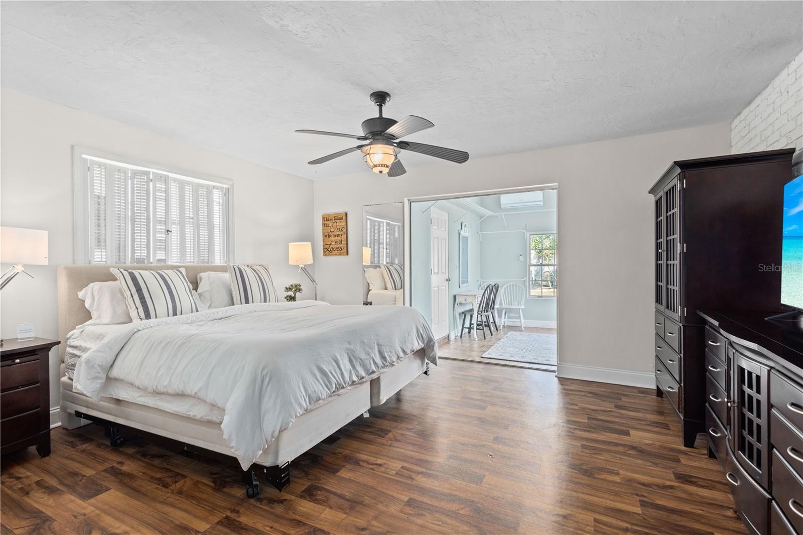2329 OUTER DR, SARASOTA, FL, 34231