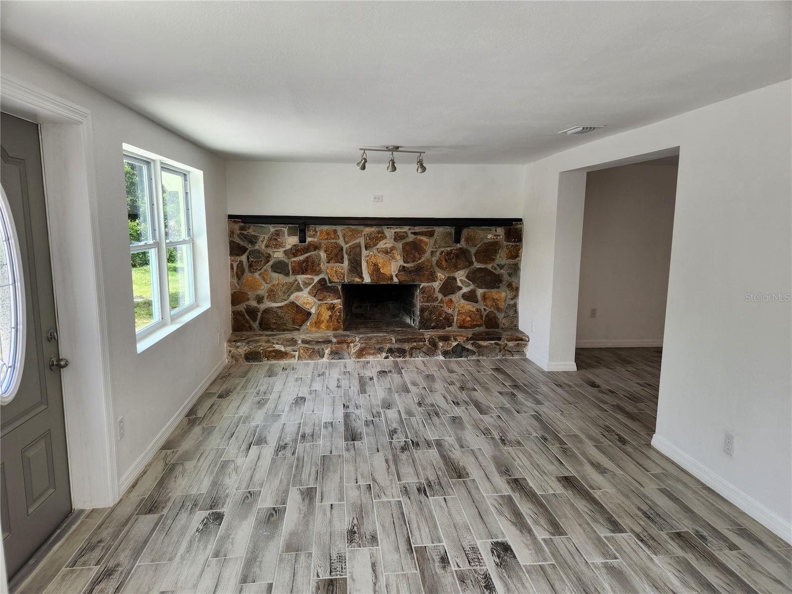 1136 DAVIS LN, ENGLEWOOD, FL, 34224