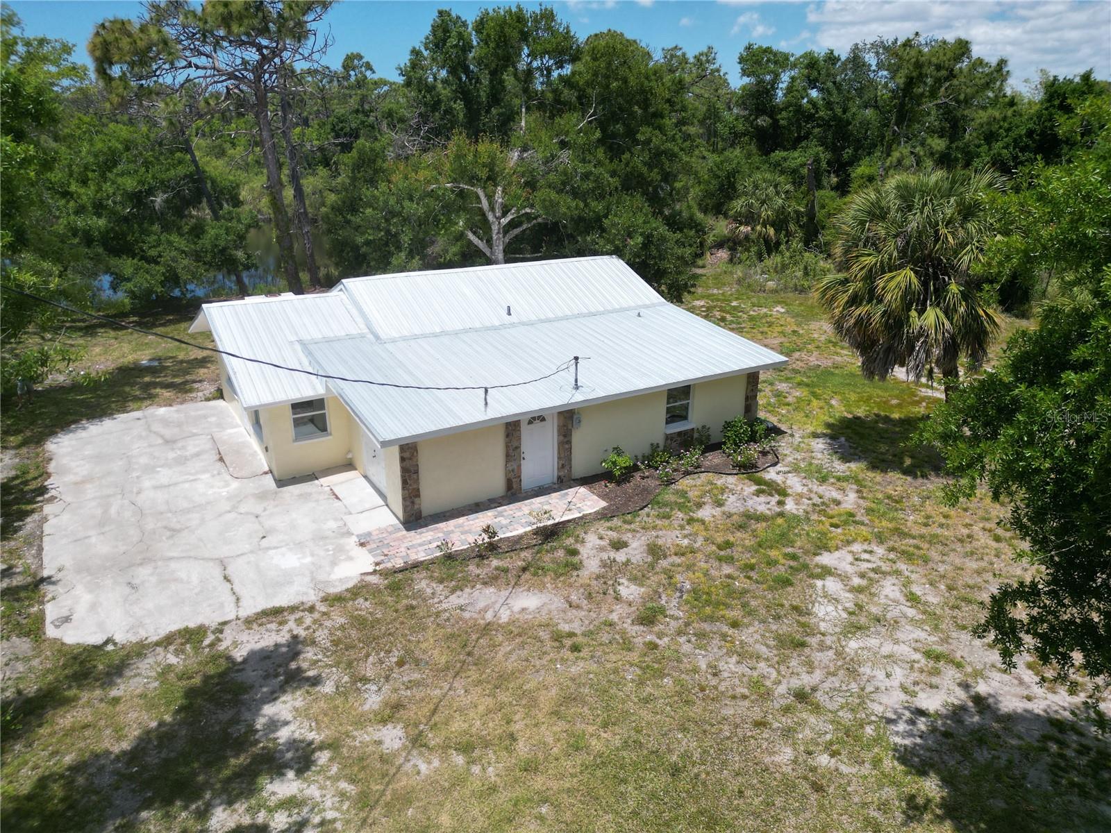 1136 DAVIS LN, ENGLEWOOD, FL, 34224