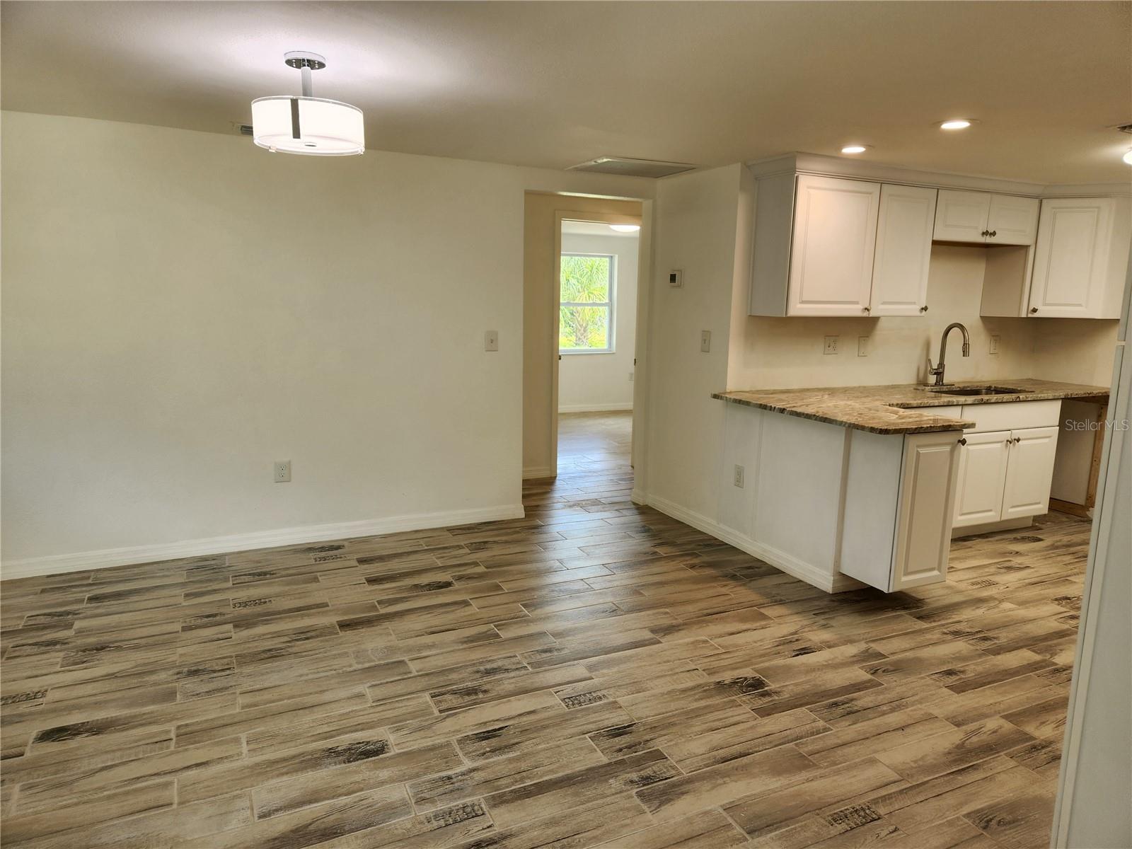 1136 DAVIS LN, ENGLEWOOD, FL, 34224