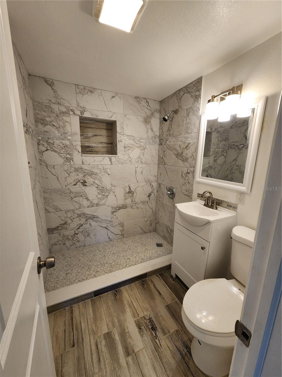 1136 DAVIS LN, ENGLEWOOD, FL, 34224