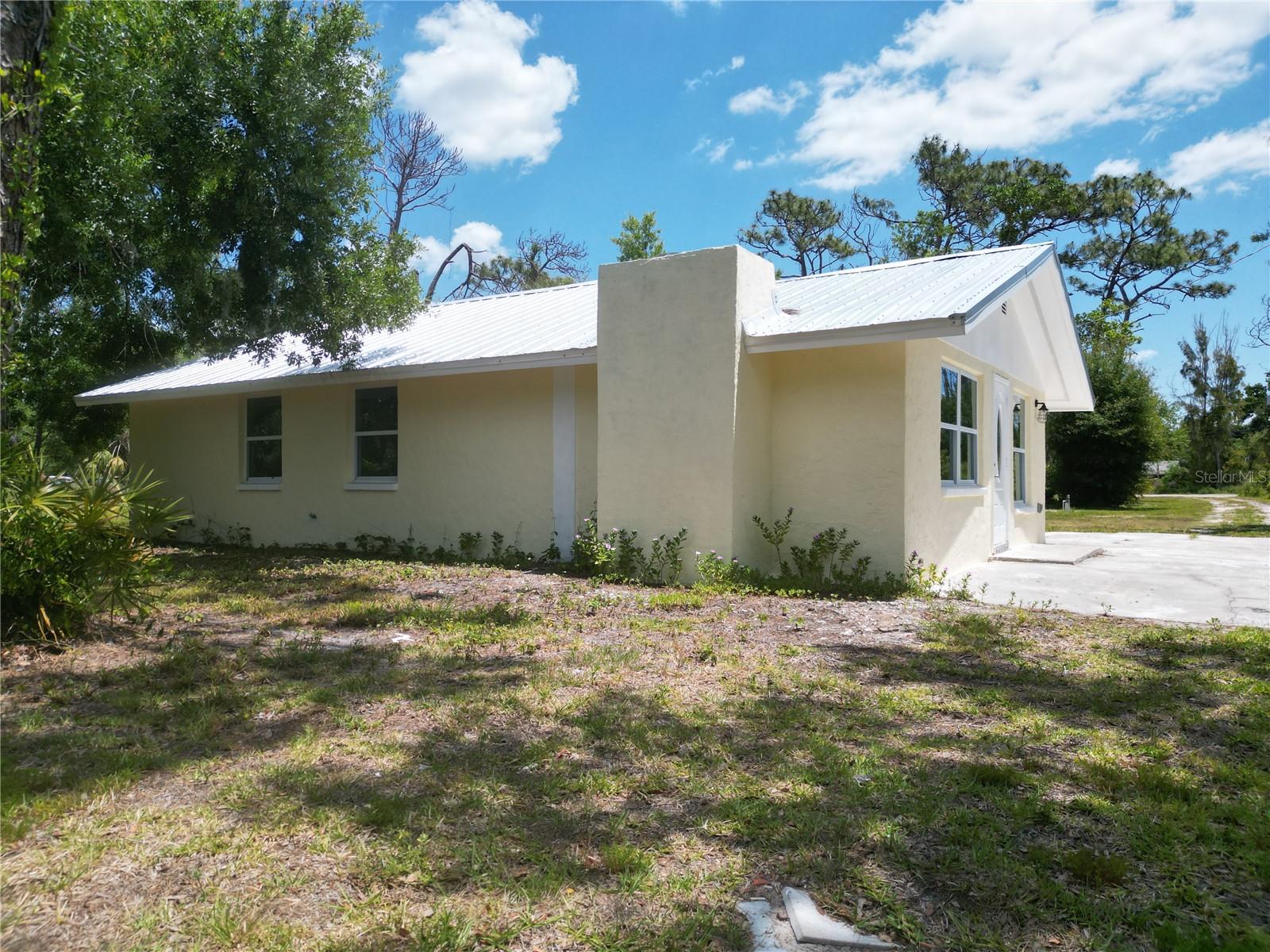 1136 DAVIS LN, ENGLEWOOD, FL, 34224
