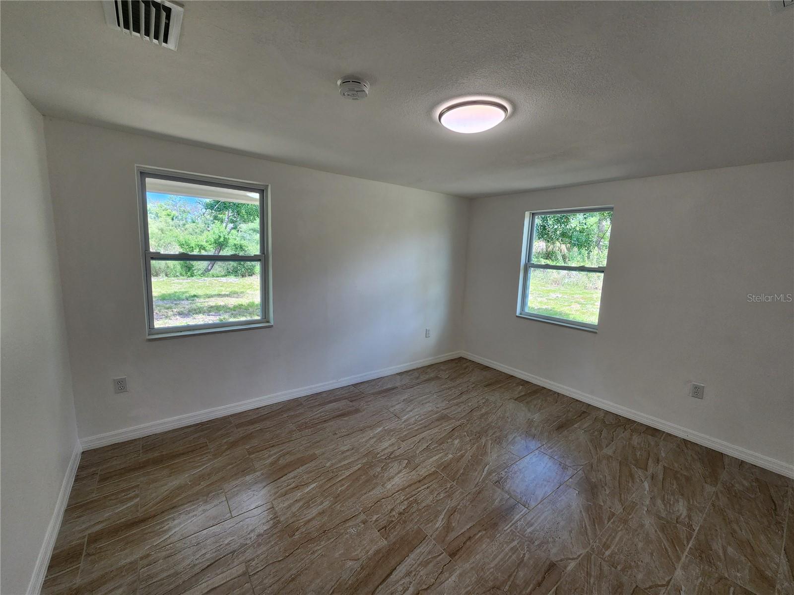 1136 DAVIS LN, ENGLEWOOD, FL, 34224