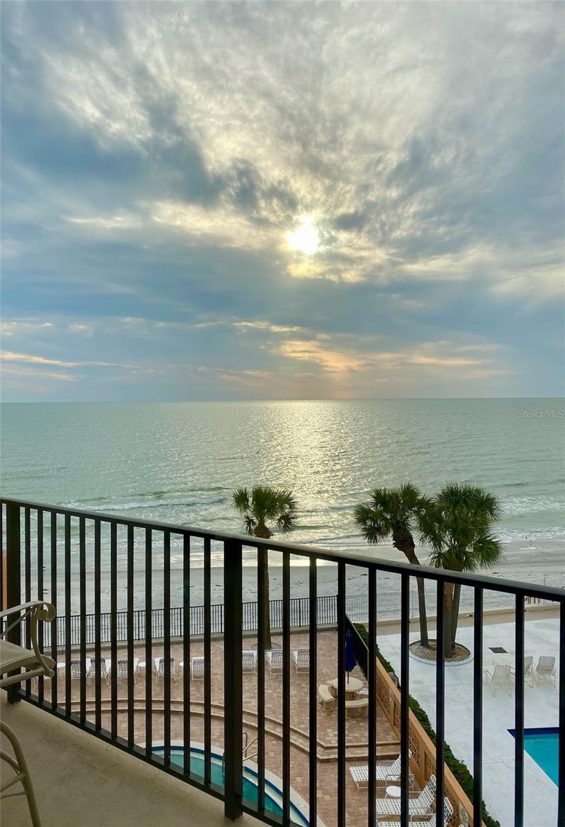 16330 GULF BLVD #306, REDINGTON BEACH, FL, 33708