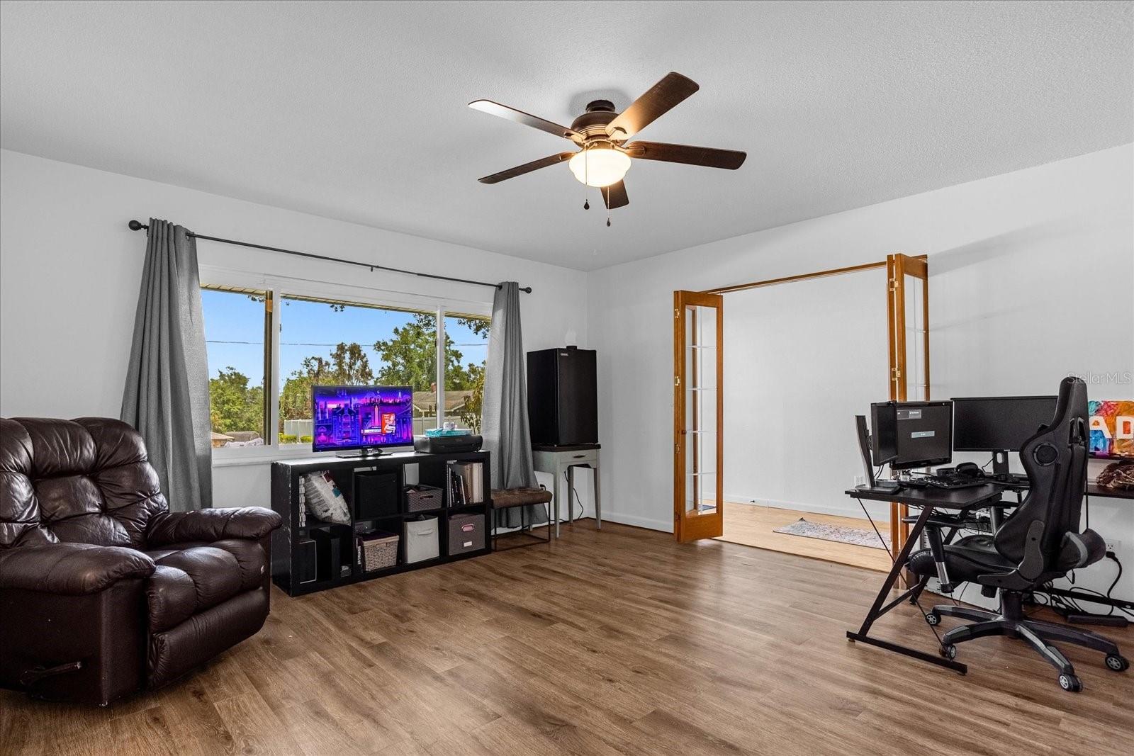 134 W SUNSET ST, GROVELAND, FL, 34736