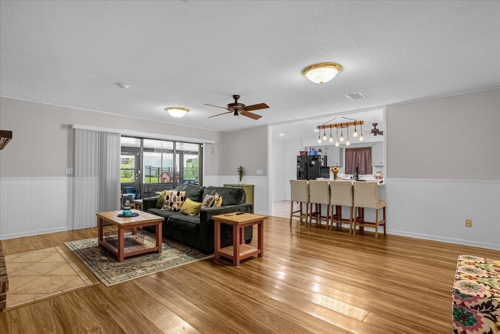 134 W SUNSET ST, GROVELAND, FL, 34736
