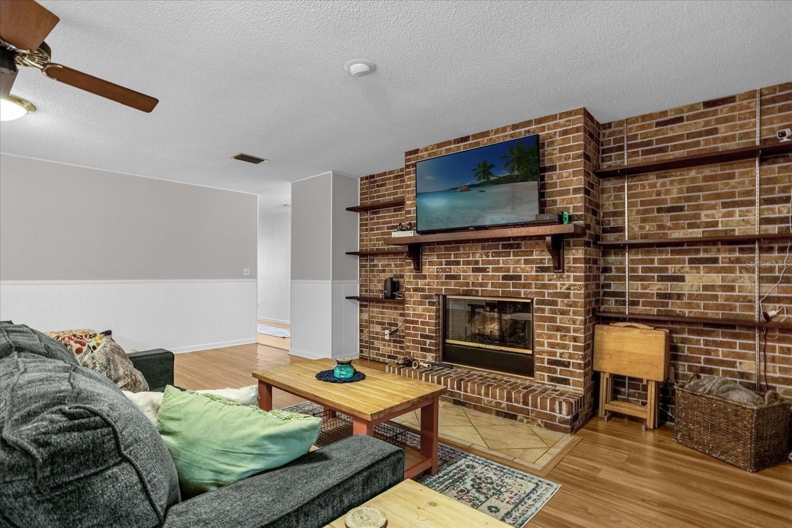 134 W SUNSET ST, GROVELAND, FL, 34736