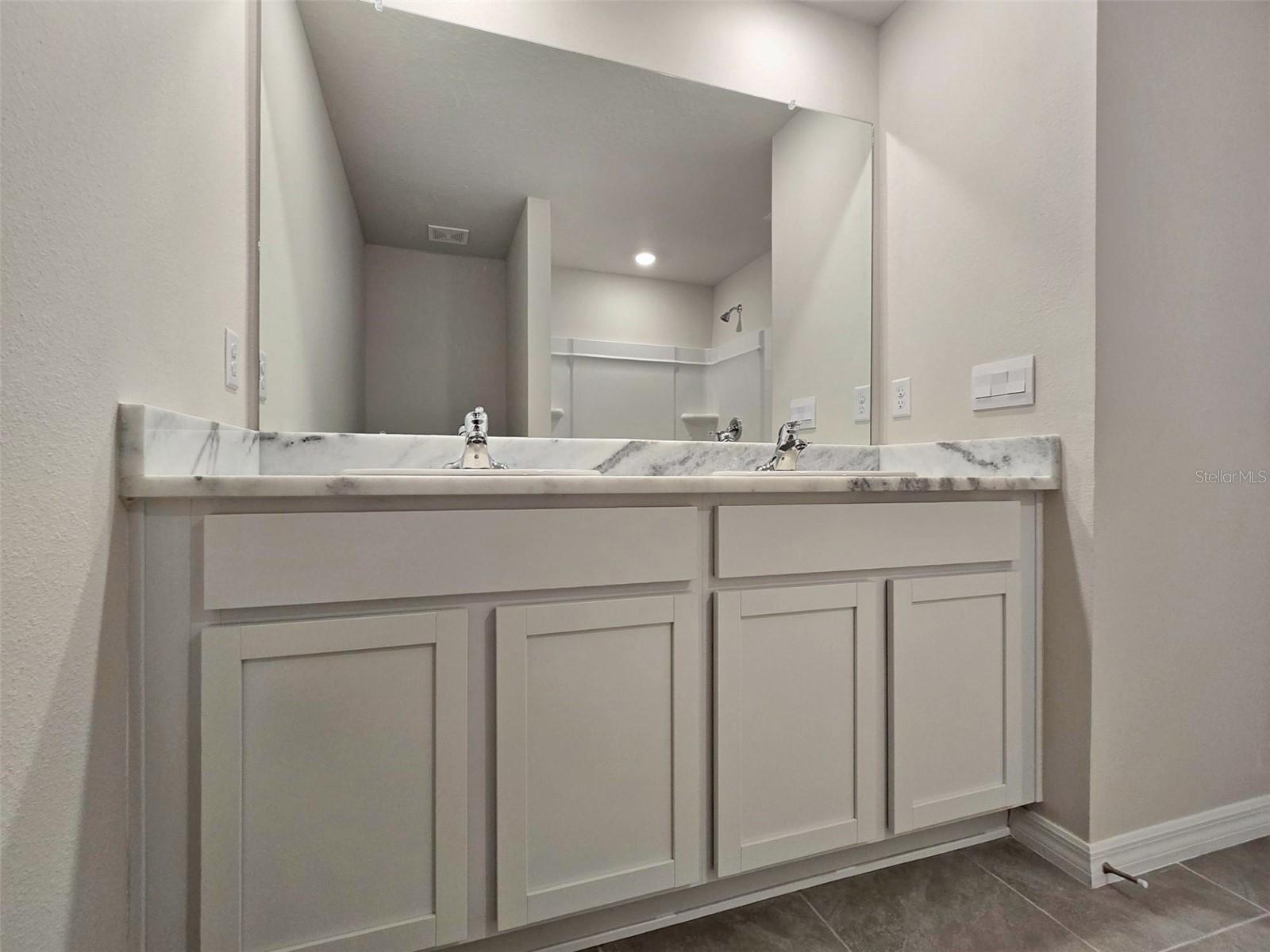 3912 DIRECT GREEN PL, BRADENTON, FL, 34208
