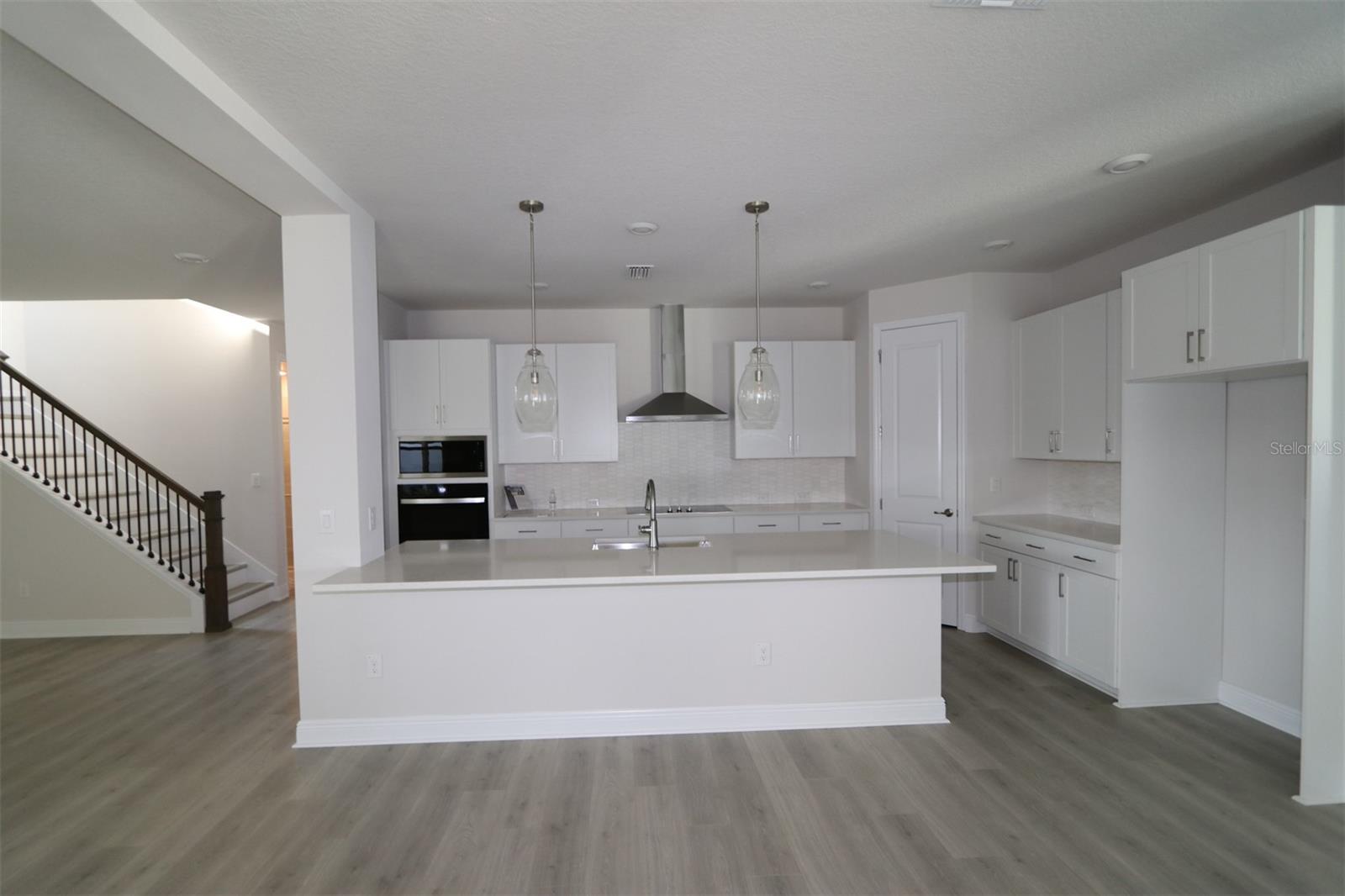 507 N BRADFORD AVE, TAMPA, FL, 33609