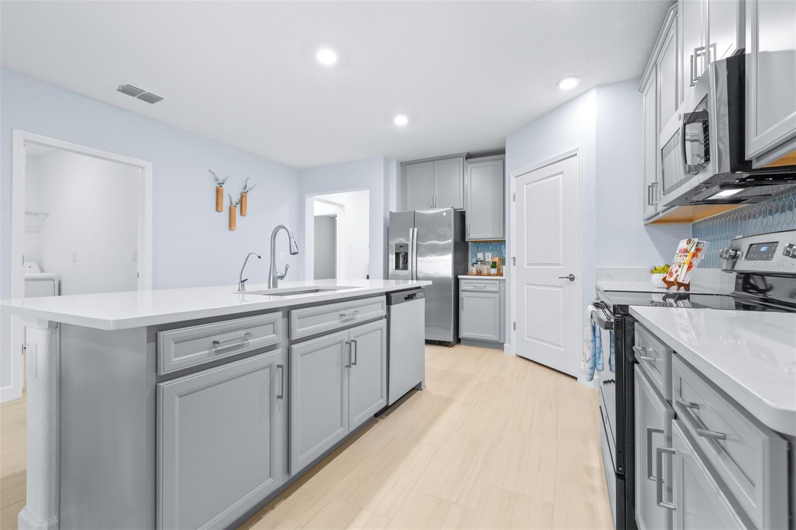 31349 CABANA RYE AVE, SAN ANTONIO, FL, 33576