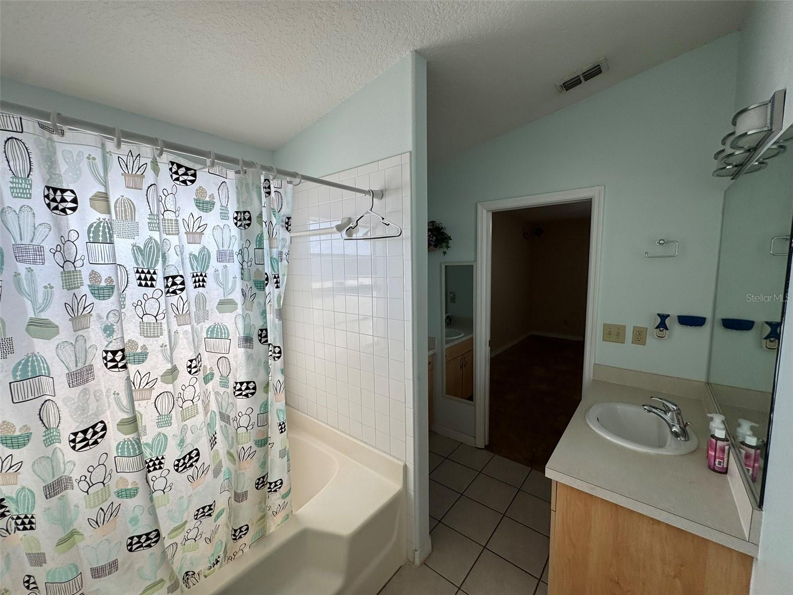 6190 107TH AVE N, PINELLAS PARK, FL, 33782