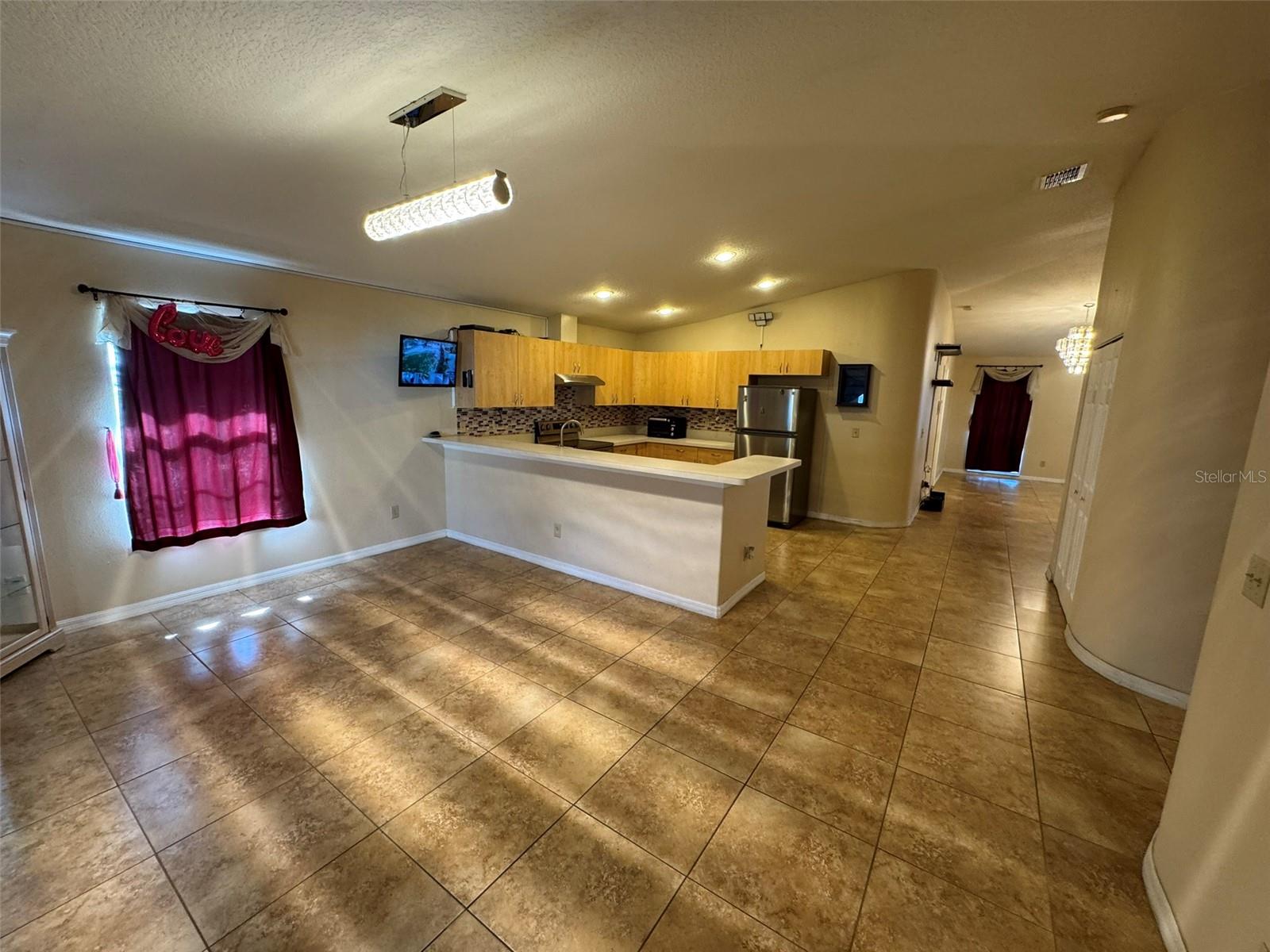 6190 107TH AVE N, PINELLAS PARK, FL, 33782