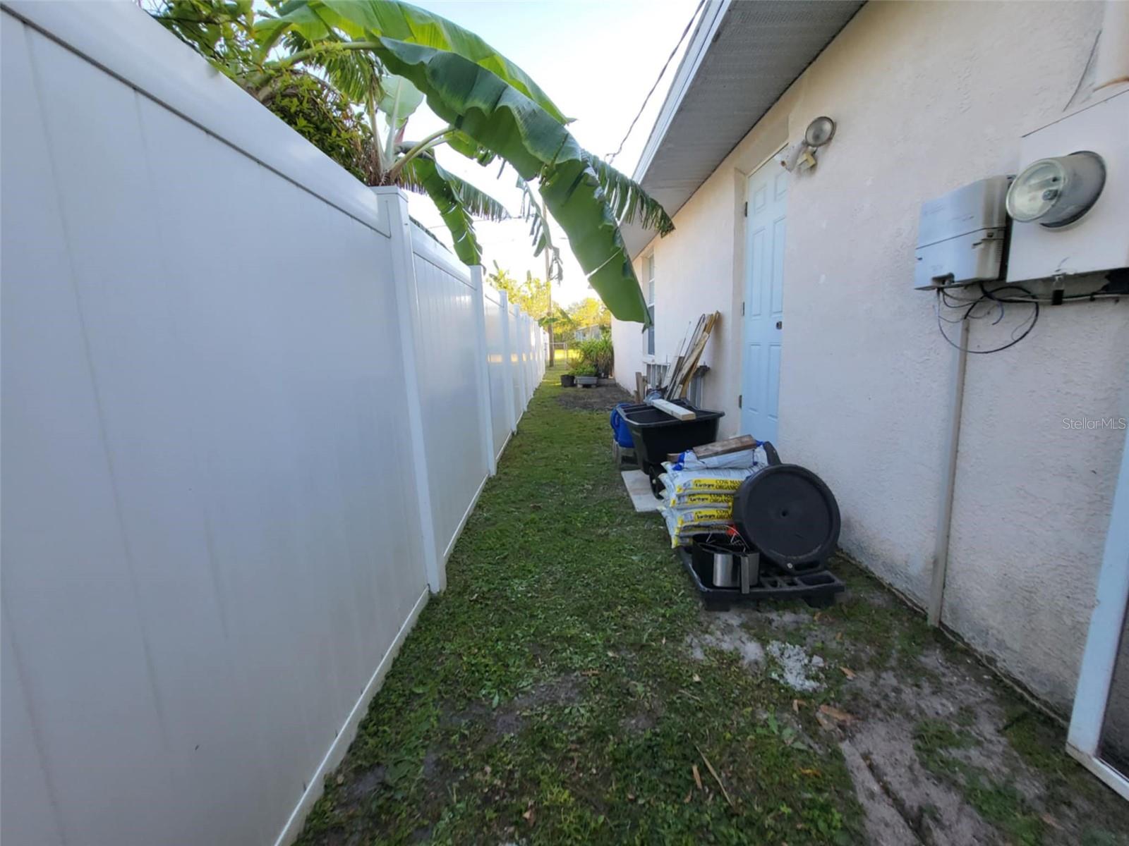 6190 107TH AVE N, PINELLAS PARK, FL, 33782