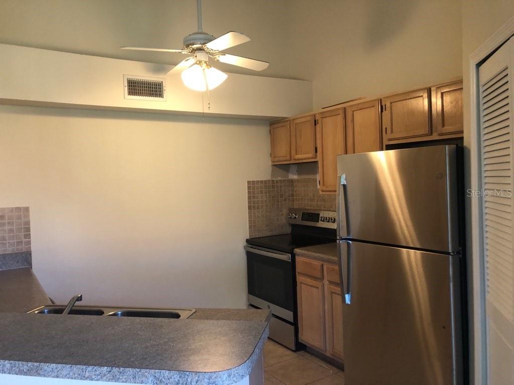 4807 NORMANDY PL #202, ORLANDO, FL, 32811
