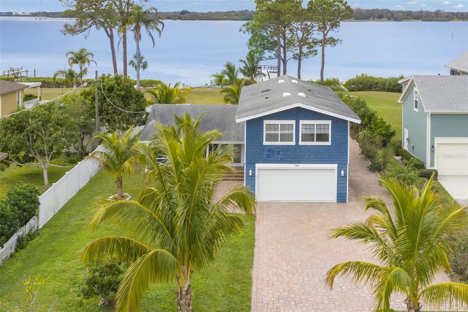 736 SHORE DR E, OLDSMAR, FL, 34677