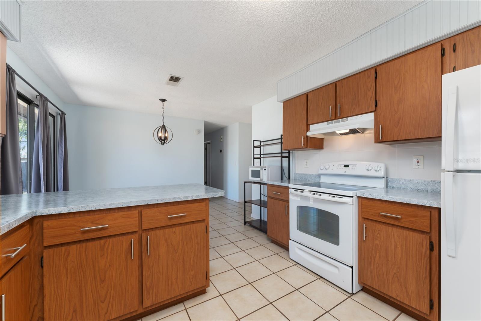 5681 COUNTY ROAD 173, WILDWOOD, FL, 34785