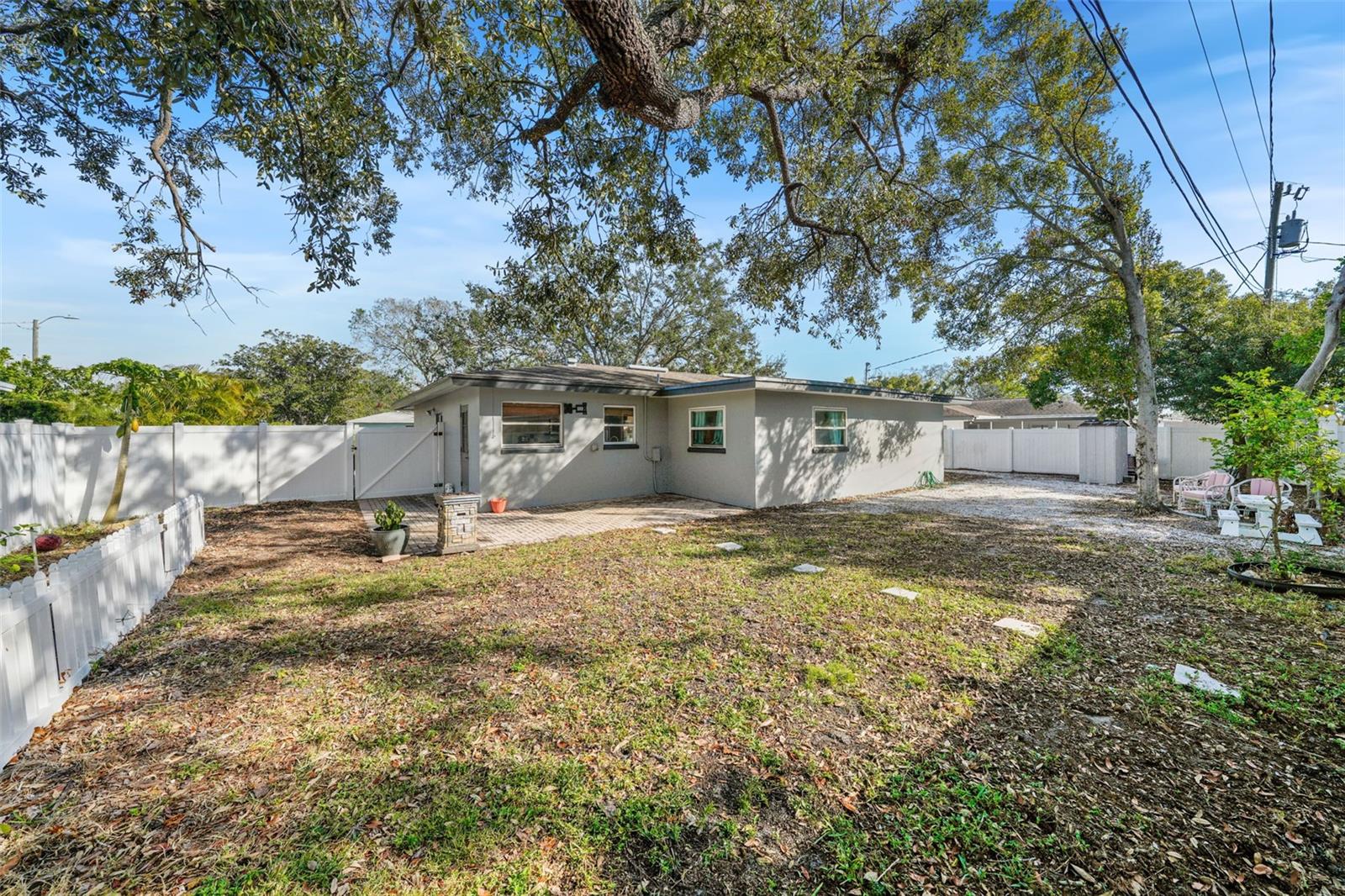 1720 HAMPTON LN, CLEARWATER, FL, 33756