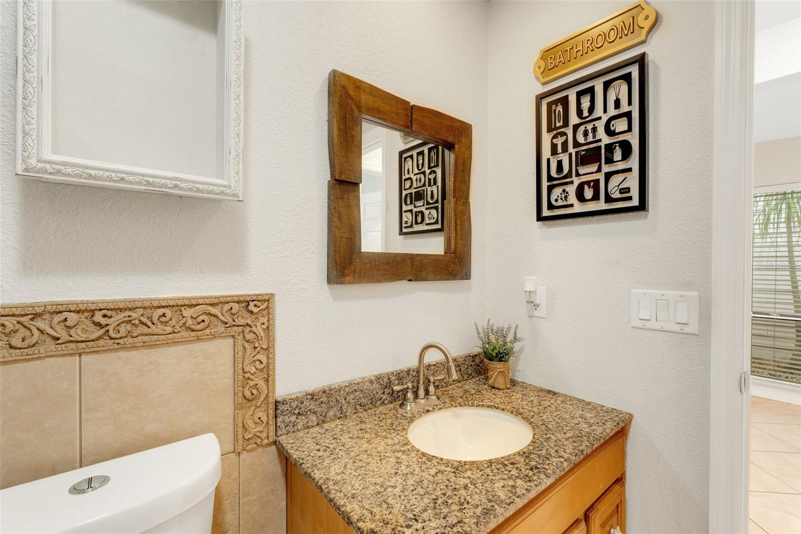 2826 KAVALIER DR, PALM HARBOR, FL, 34684