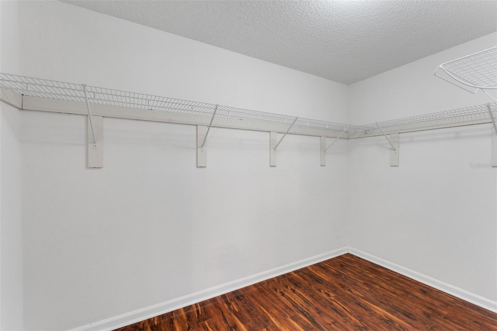 2826 KAVALIER DR, PALM HARBOR, FL, 34684