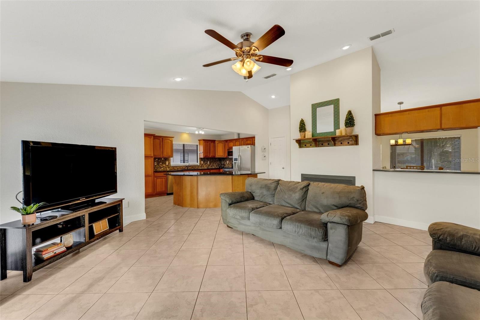 2826 KAVALIER DR, PALM HARBOR, FL, 34684