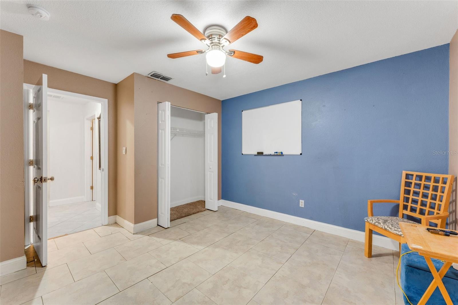 2826 KAVALIER DR, PALM HARBOR, FL, 34684