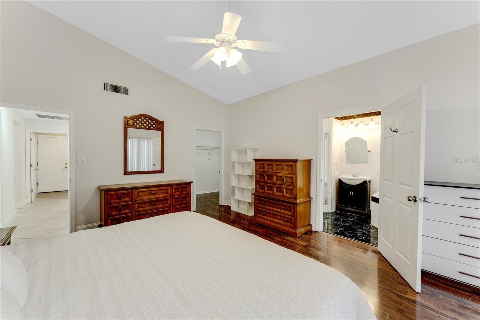 2826 KAVALIER DR, PALM HARBOR, FL, 34684