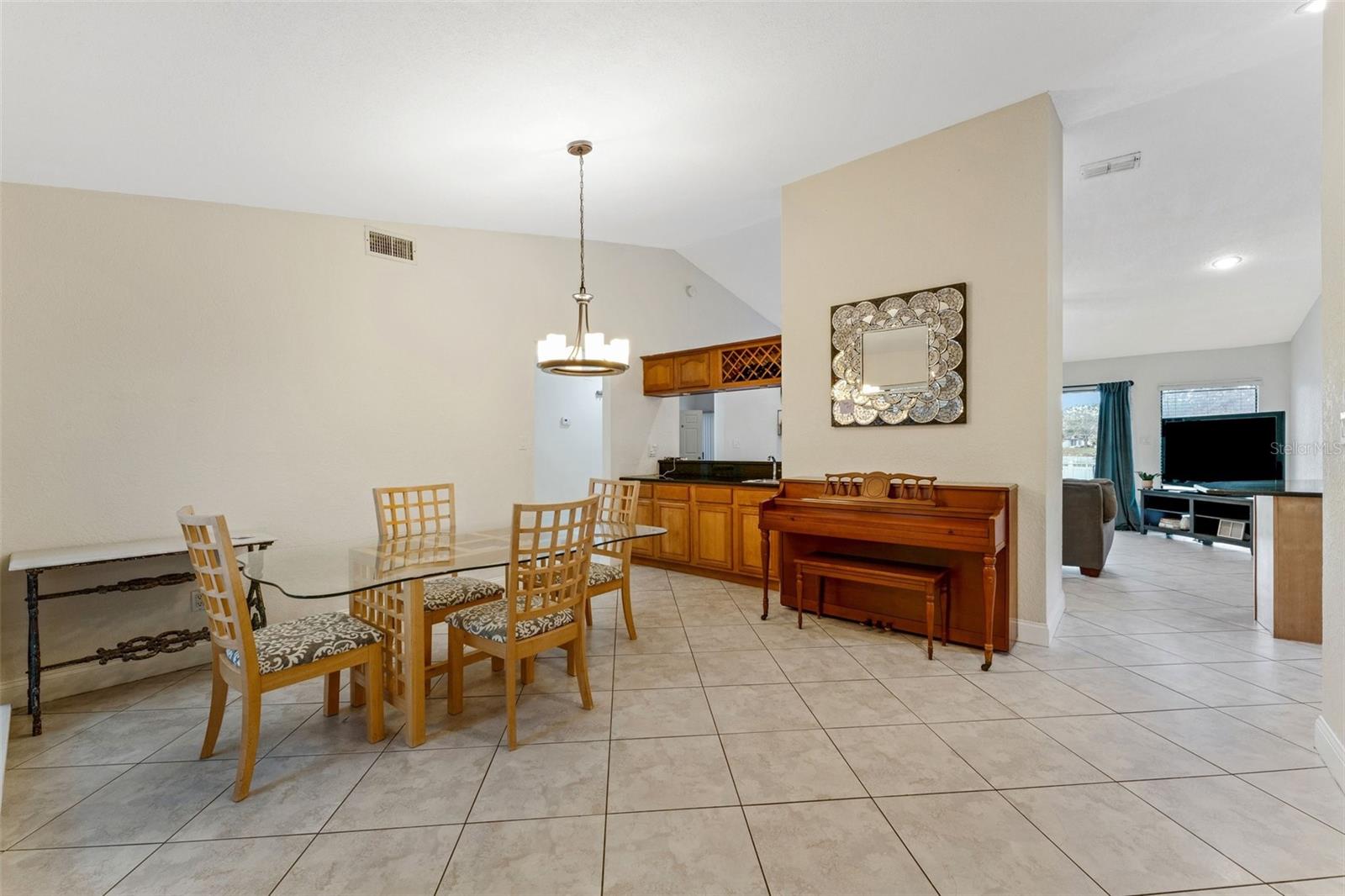 2826 KAVALIER DR, PALM HARBOR, FL, 34684