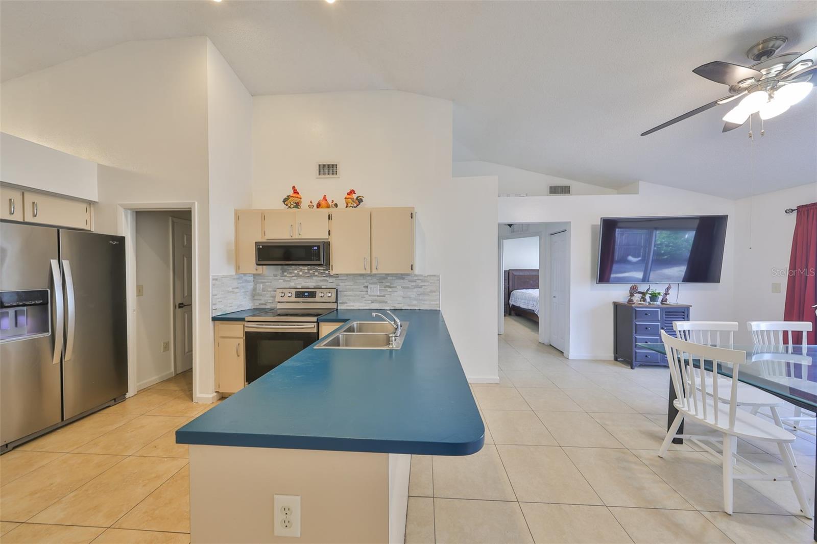 305 CRAYFORD PL, VALRICO, FL, 33594