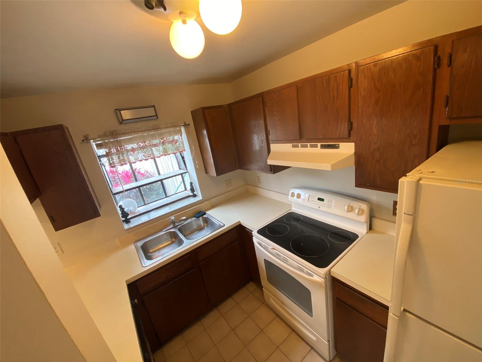 1138 EASTON ST, ORLANDO, FL, 32825