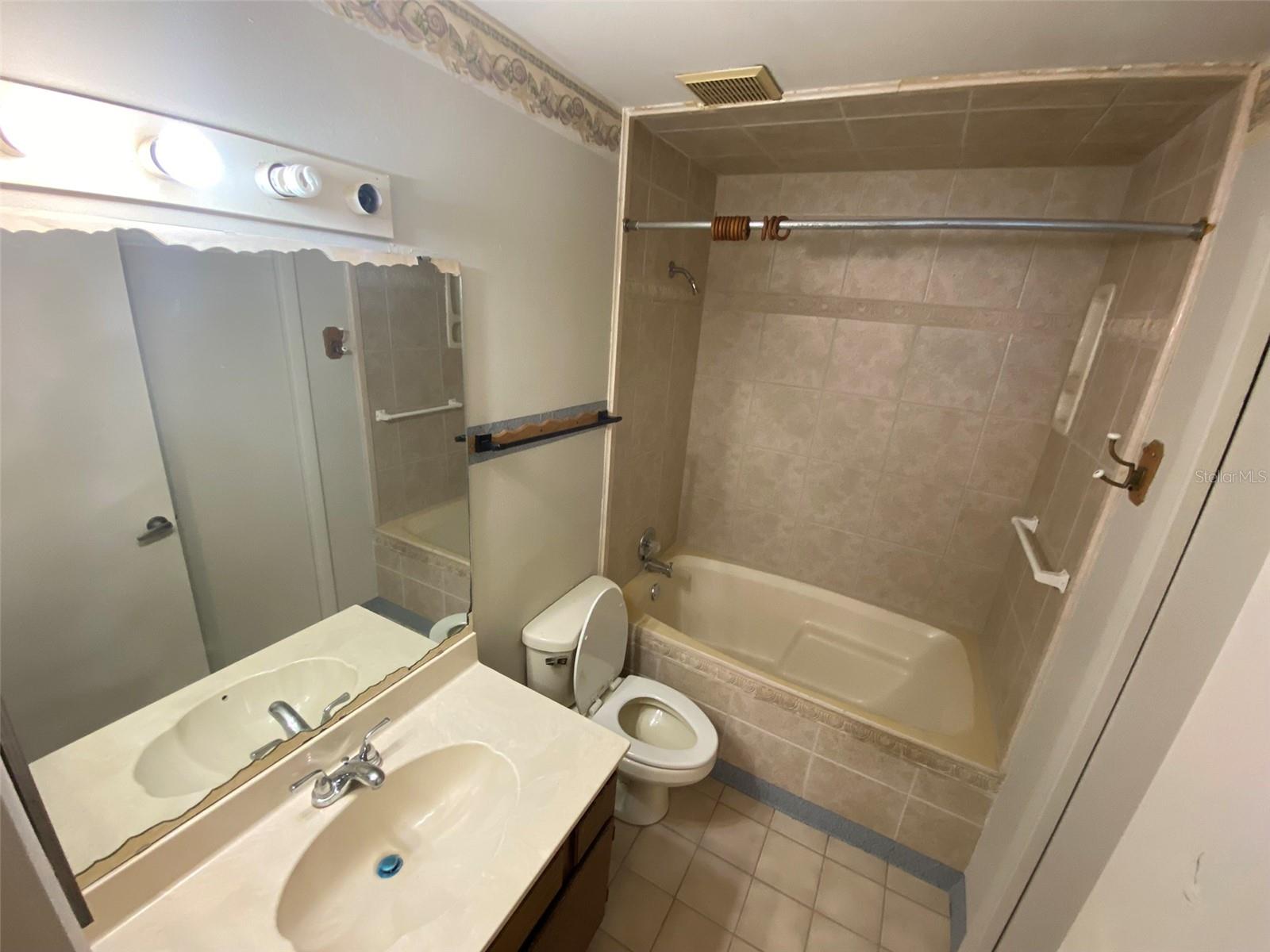 1138 EASTON ST, ORLANDO, FL, 32825